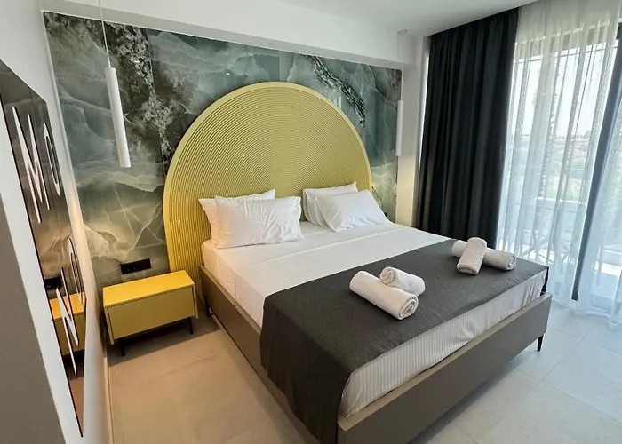 Mono Alex Kallithea * Kallithea (Chalkidiki)