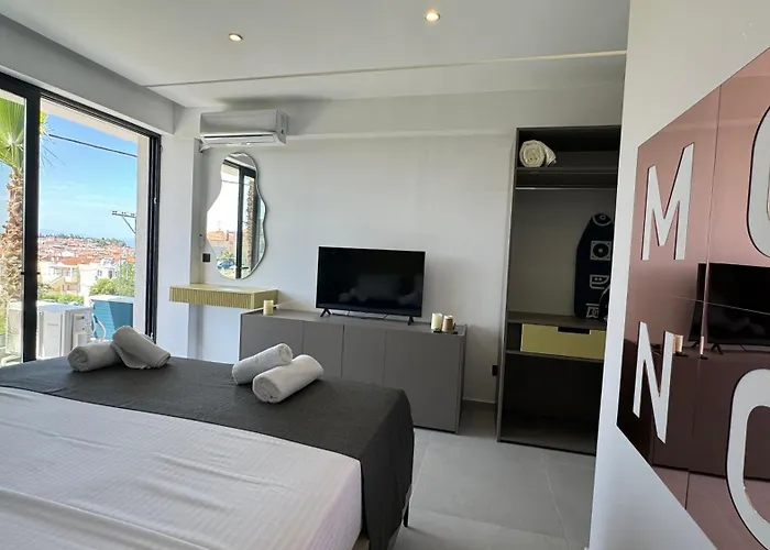 Mono Alex Kallithea * Kallithea (Chalkidiki)