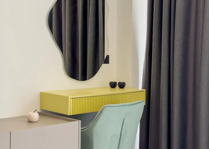 Mono Alex Kallithea *